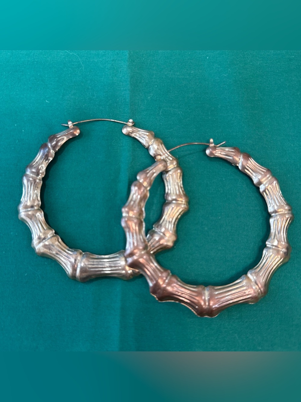 Goldtone Bamboo Pierced Earrings W/Classic Segmented Design. 13F